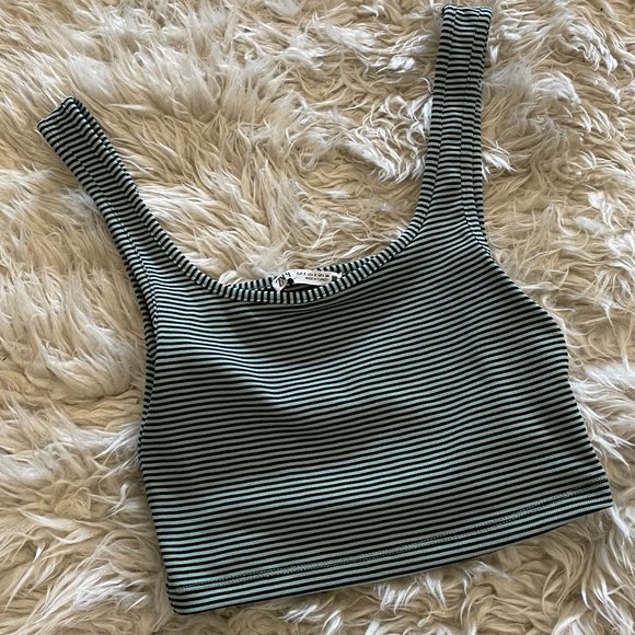 Zara stripped crop top - Picture 3 of 5